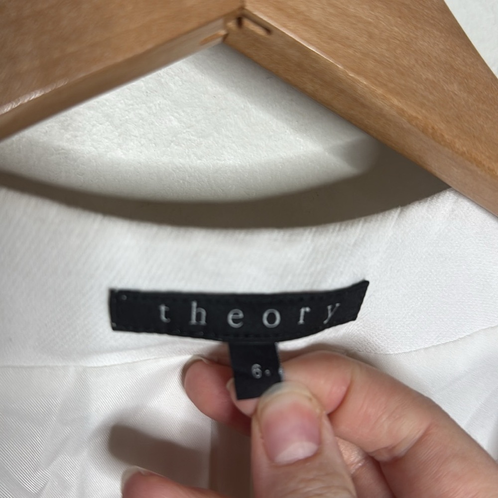 Theory Collarless open slim fit off white blazer size 6 - Picture 9 of 11